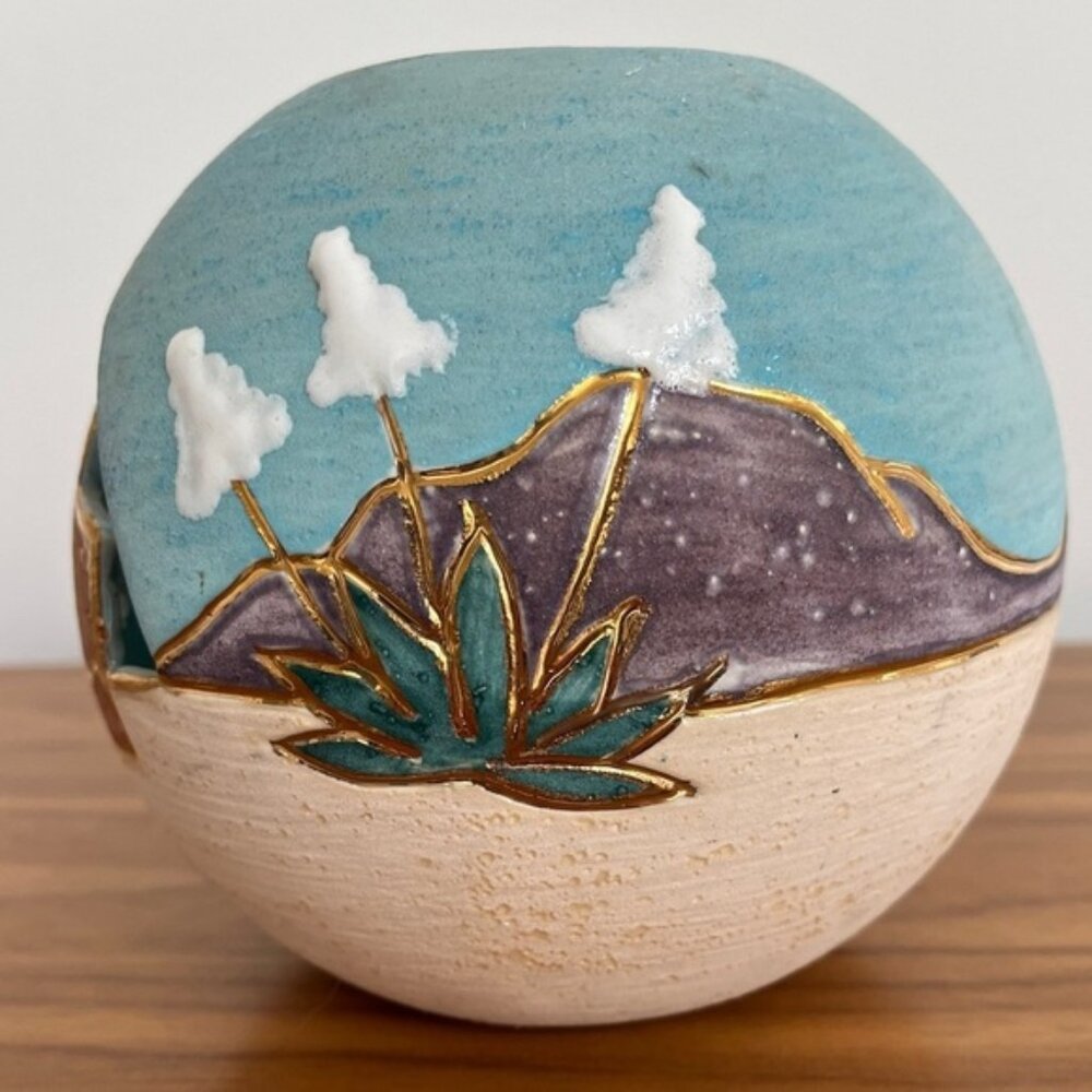 VERA RUSSELL Signed Vase Pottery Southwestern Decor Cut Out 22kt Gold Detail
